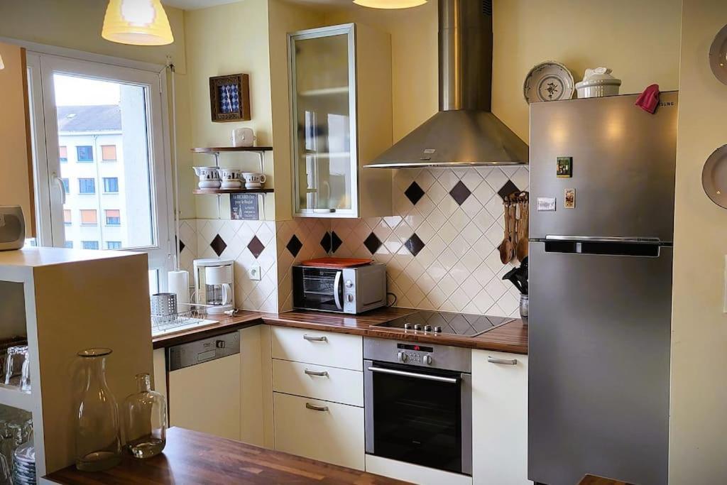 Appartement Des Beaux-Arts Безансон Екстериор снимка